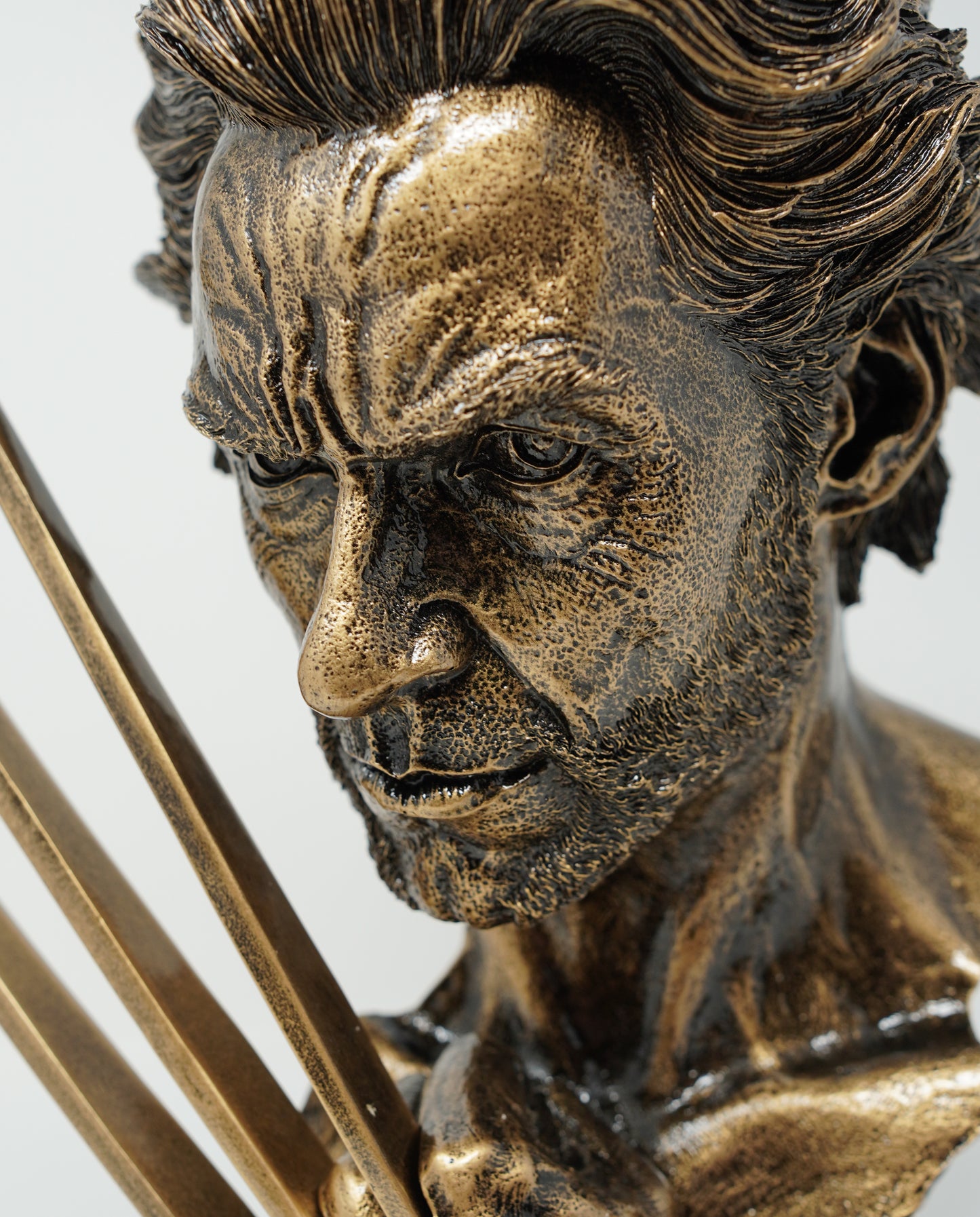 30cm Wolverine "Logan" Regin Statue Action Figure Copper