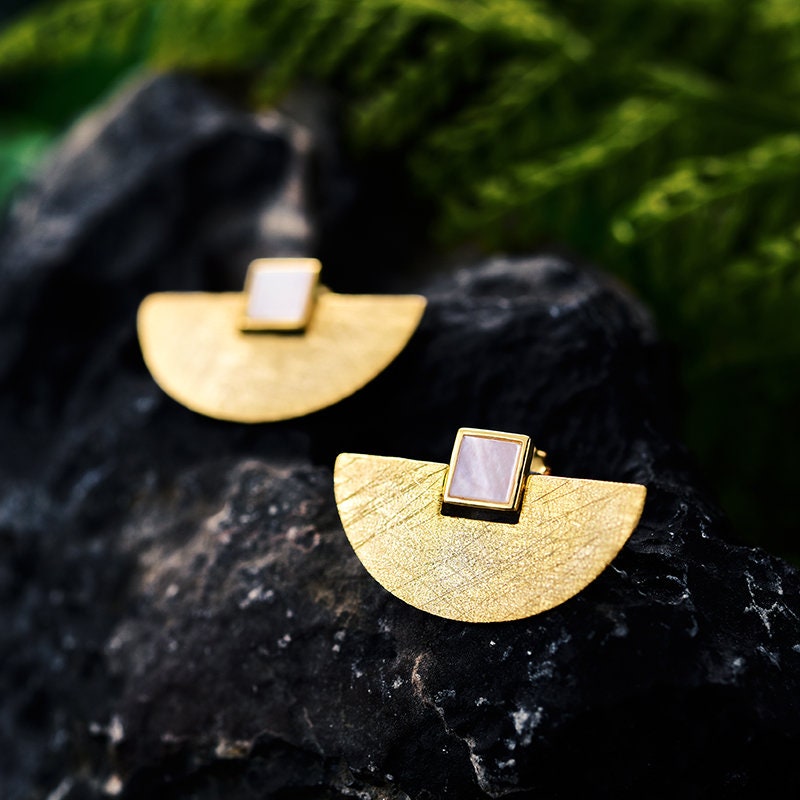 Fan Shaped Minimalist Earrings Sterling 925 Silver - DMC Collection