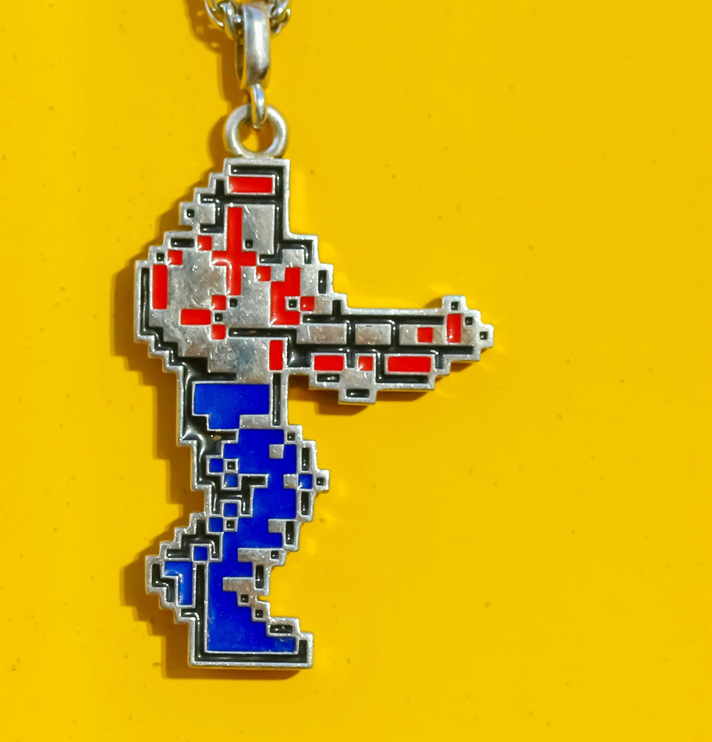Retro 8 Bit NES S925 Silver Contra Bill Rizer Pendant Necklace