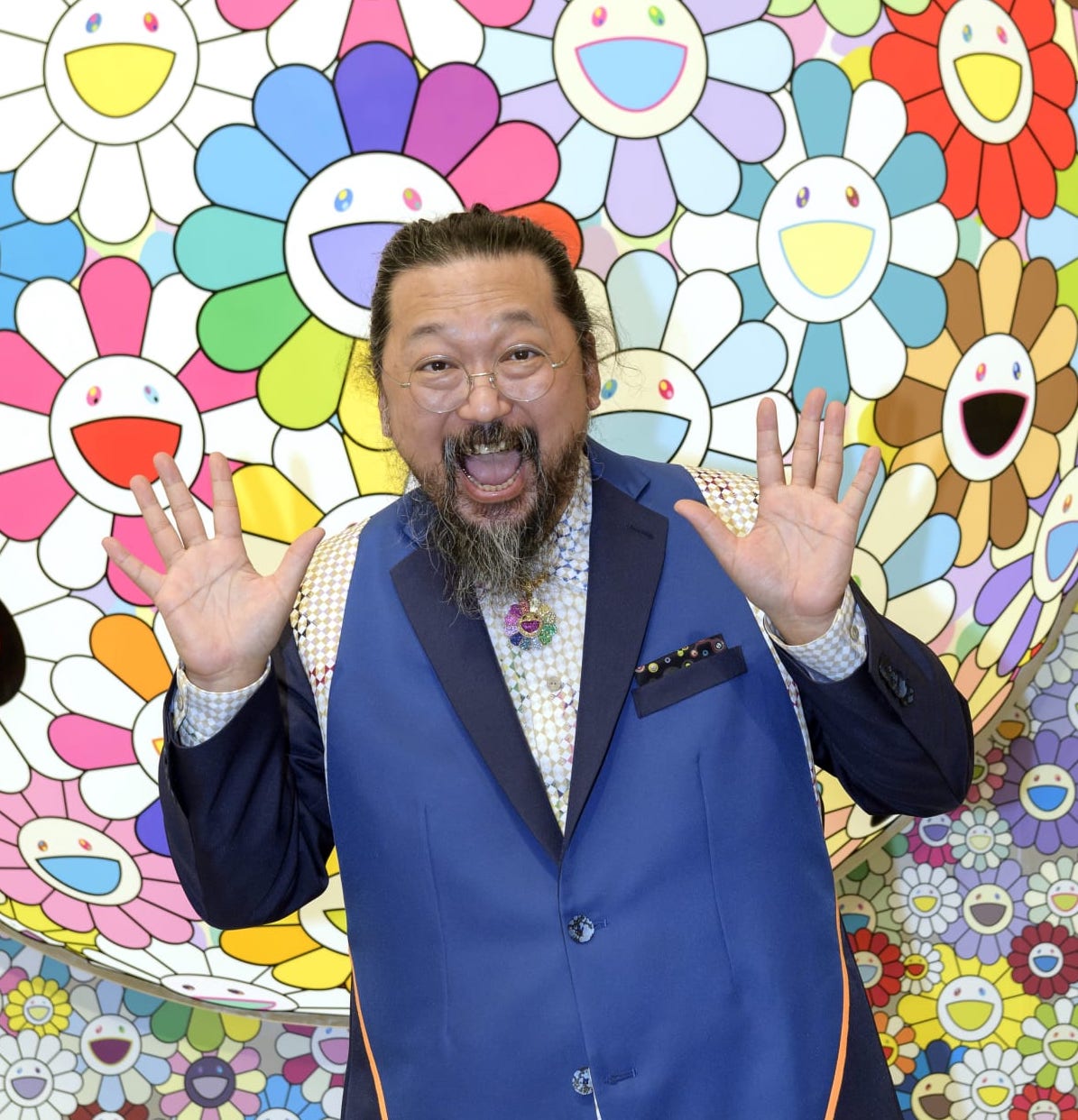 Spinning Takashi Murakami sunflower Art Iced-out necklace key fob