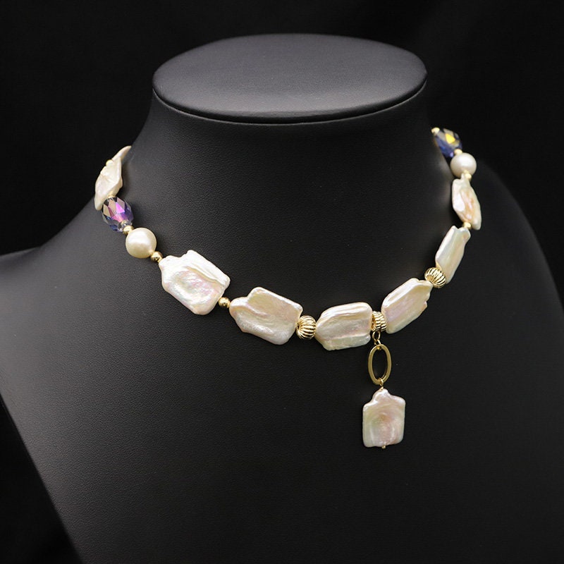 Natural large baroque pearl choker necklace with pendant