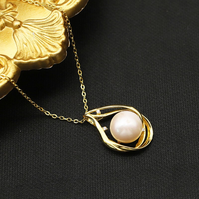 Fresh Water Pearl Necklace 18K Gold plated Sterling Silver