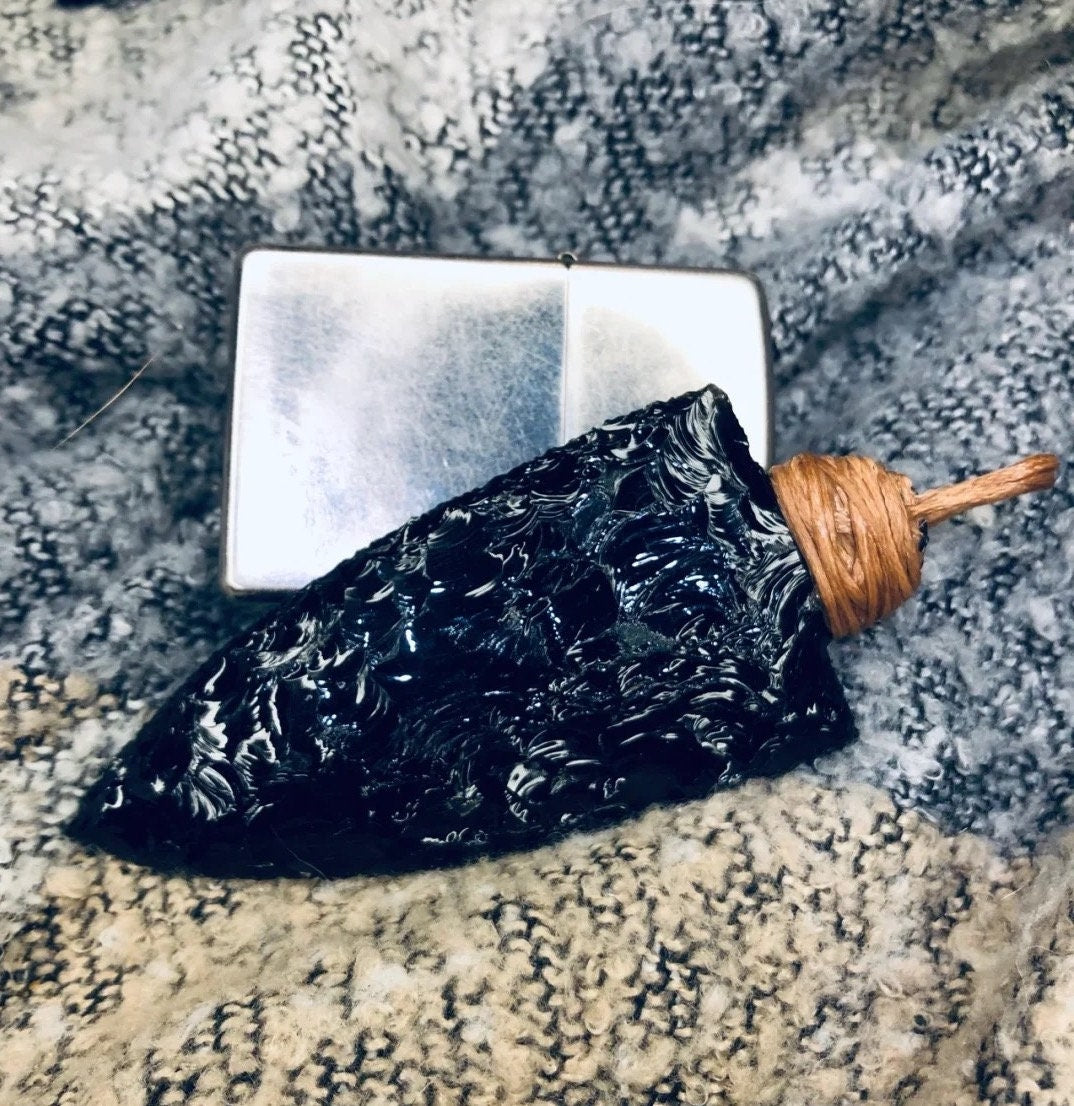 Dragonglass Blade Obsidian Spearhead Pendant Necklace from Game of Thrones