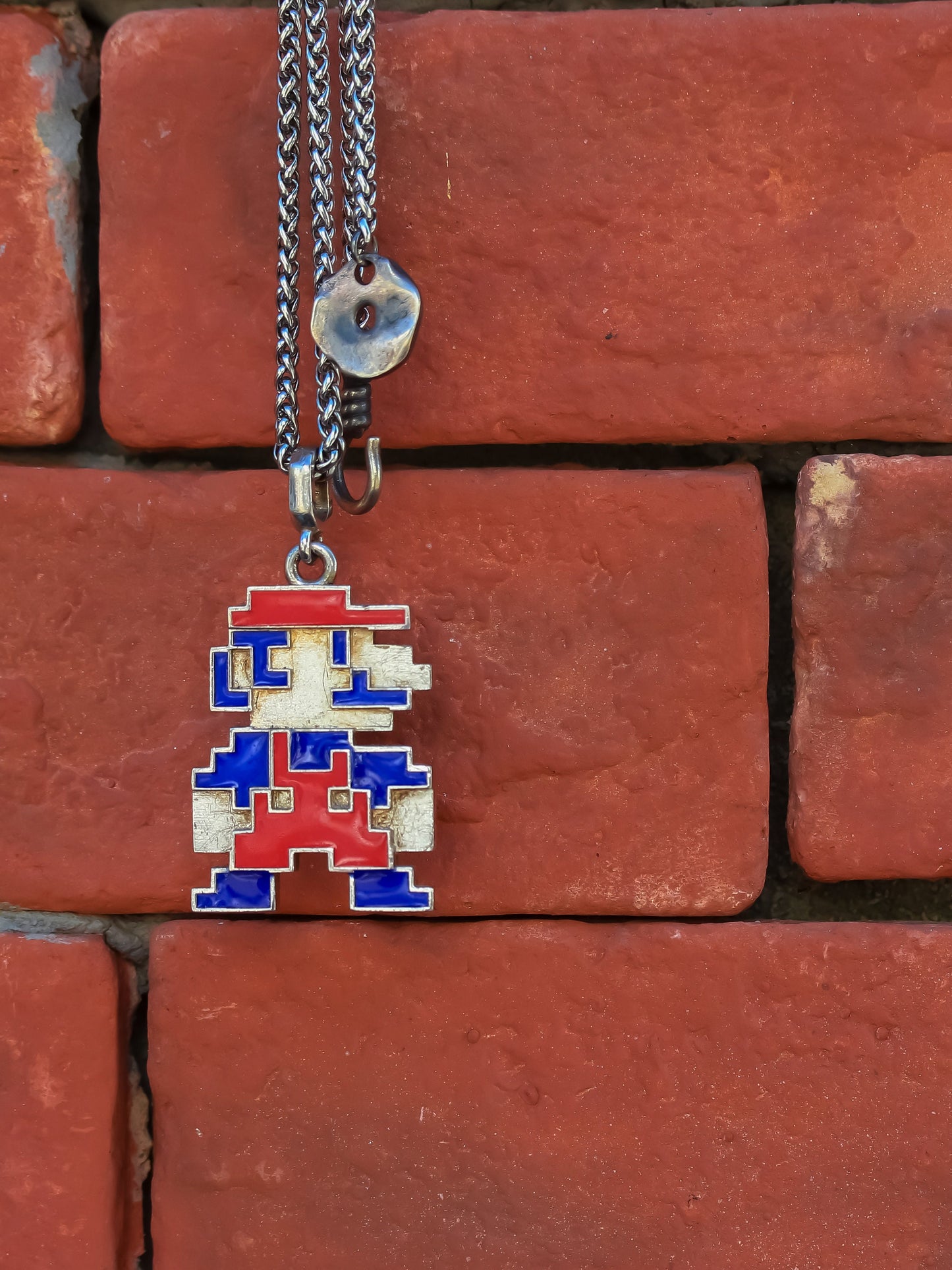 Retro 8 Bit NES S925 Silver Super Mario Pendant Necklace